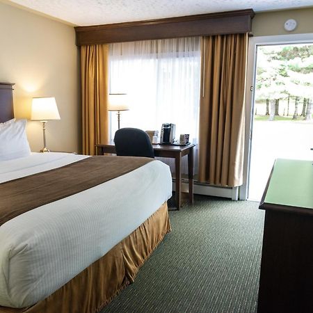 Aurora Inn Kingston Exterior photo